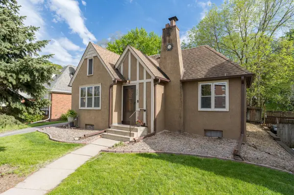 327 Ramsey ST, Mankato, MN 56001