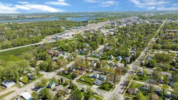 416 Highland RD, Willmar, MN 56201