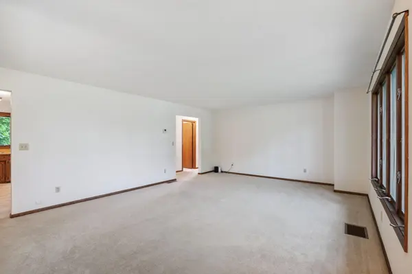 620 3rd AVE NE, Milaca, MN 56353