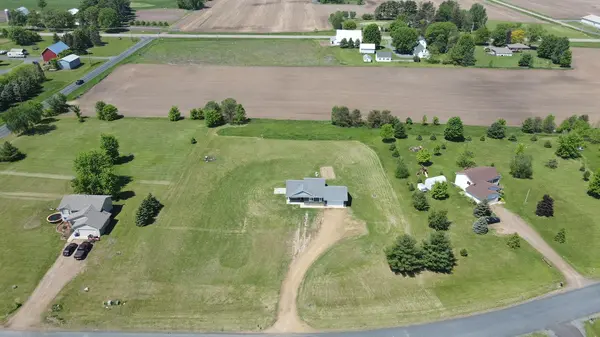 207 260th ST, Osceola, WI 54020