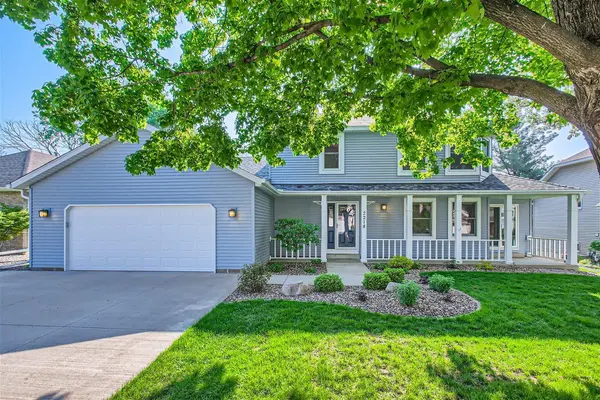 2218 Ariel ST N, North Saint Paul, MN 55109