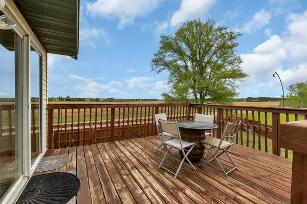604 3rd ST SW, Rice, MN 56367