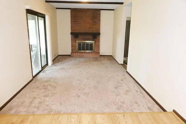11468 Yucca ST NW Coon Rapids, MN 55433