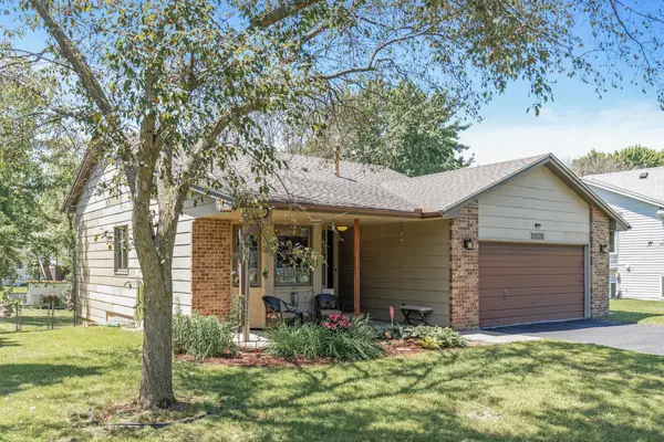 10526 National ST NE, Blaine, MN 55014