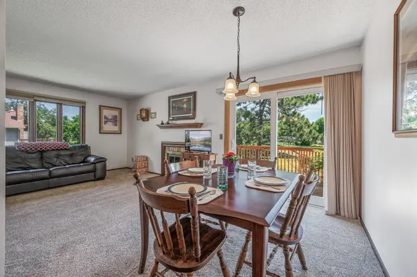 10348 Yorktown LN N, Maple Grove, MN 55369