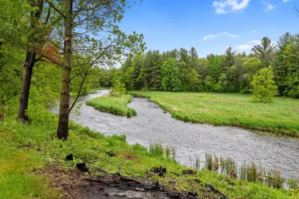 1015 135th AVE, Apple River Twp, WI 54001
