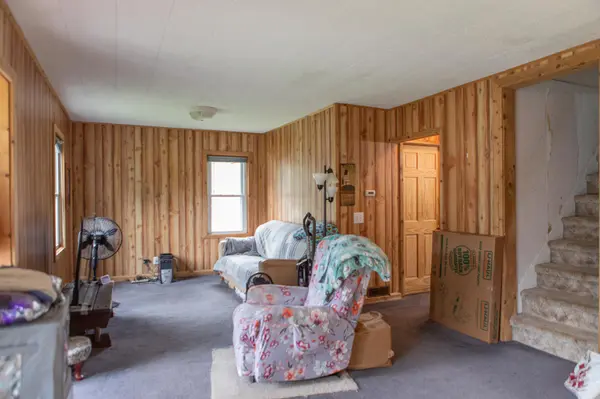 565 Clark ST NE, Hutchinson, MN 55350