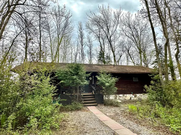 210 Oak RD, Lake Twp, MN 56763
