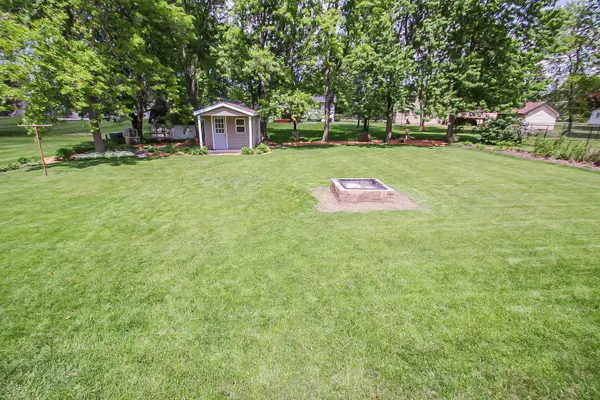 1208 Park LN, Sauk Centre, MN 56378