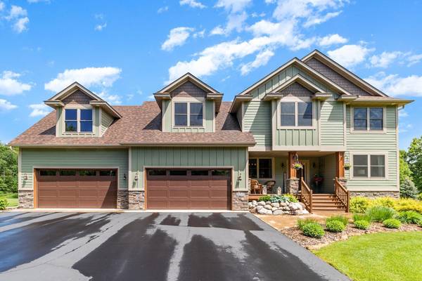 18531 3rd ST NE, East Bethel, MN 55011