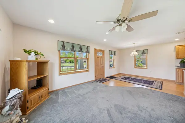 950 Johnson DR, New Richmond, WI 54017