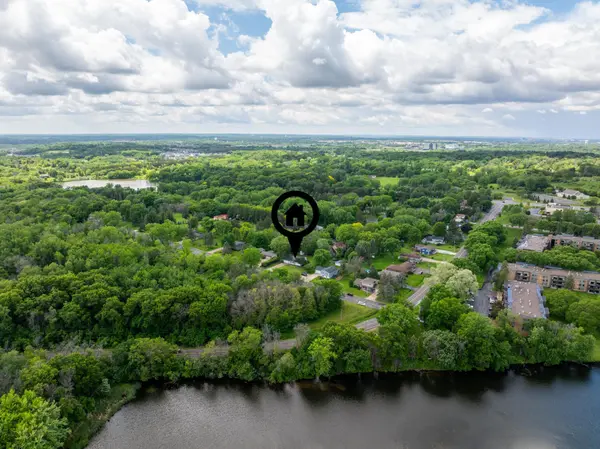5595 Annette AVE, Inver Grove Heights, MN 55077