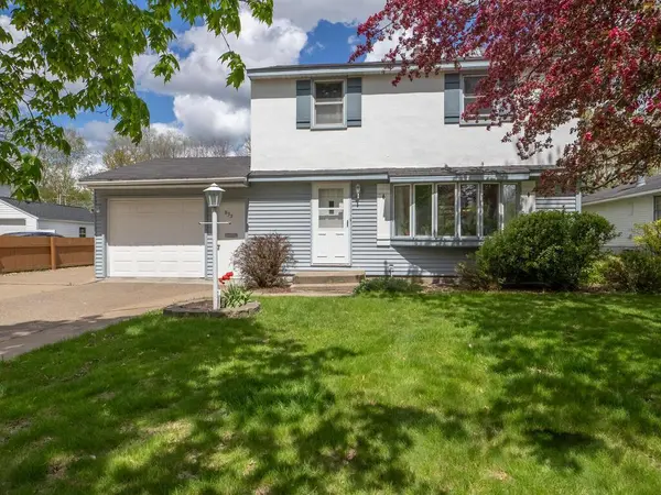 833 Park ST, Anoka, MN 55303
