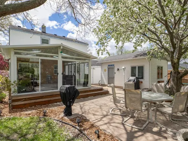 833 Park ST, Anoka, MN 55303