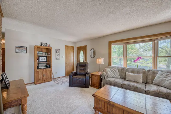 516 Highland DR, Hibbing, MN 55746