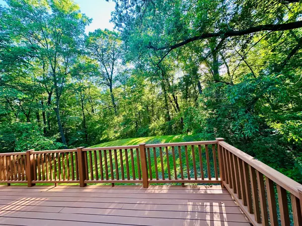 29427 Kiwi CT, Saint Joseph, MN 56374