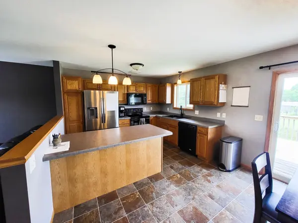 4416 114th ST, Lake Hallie, WI 54729