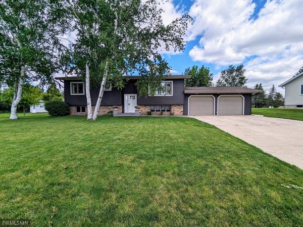 540 Ranchwood DR,  Bird Island,  MN 55310