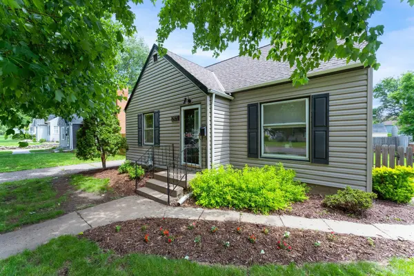 2921 Colorado AVE S, Saint Louis Park, MN 55416