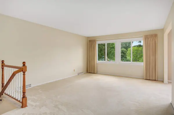 6247 Cavell AVE N, Brooklyn Park, MN 55428