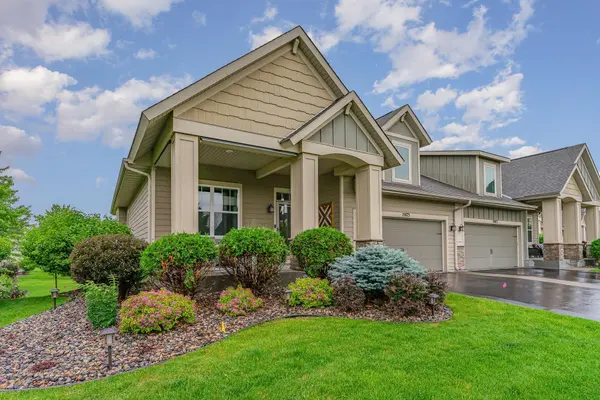 15875 Eastbend WAY, Apple Valley, MN 55124