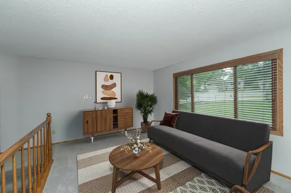 1002 Chalet DR NW, Rochester, MN 55901