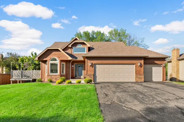 11930 60th PL N, Plymouth, MN 55442