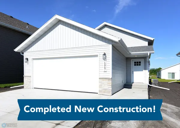 6867 Thomas ST, Fargo, ND 58047