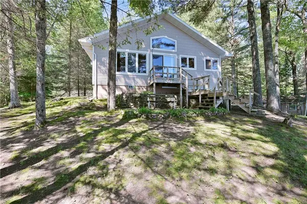W3077 Morningside RD, Long Lake Twp, WI 54870