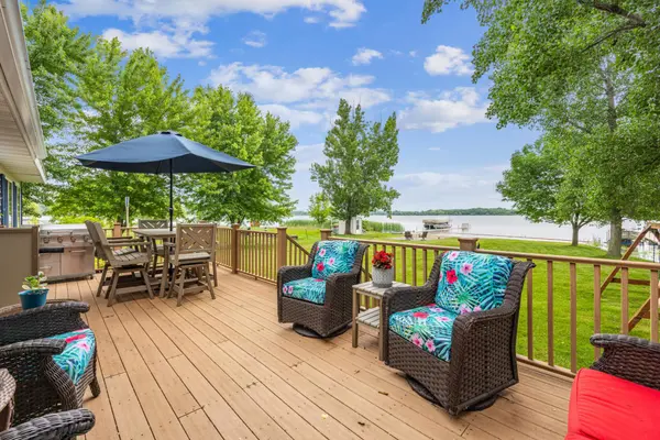 3832 Norris AVE NW, Annandale, MN 55302