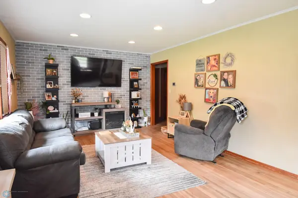 1524 5th ST S, Moorhead, MN 56560
