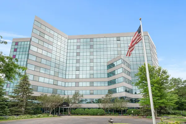 5601 Smetana DR #313, Minnetonka, MN 55343