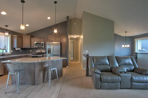 35682 London ST NE, Cambridge, MN 55008