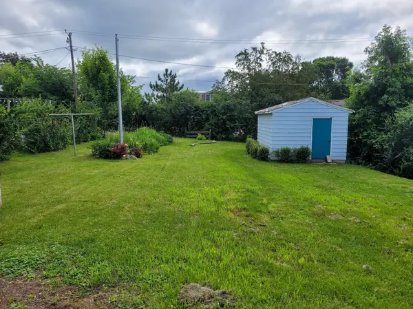 907 Kenwood ST, Alexandria, MN 56308