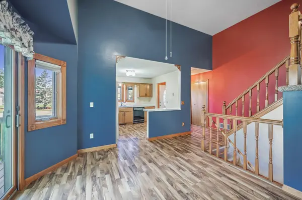 1968 72nd ST, Hugo, MN 55038