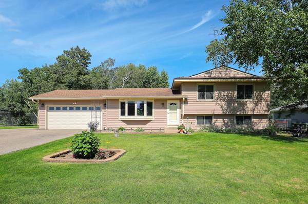 3924 Palisade WAY, Eagan, MN 55122