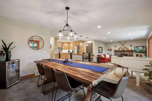 23530 Yellowstone TRL, Shorewood, MN 55331