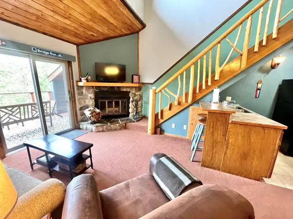 113 Bridge Run LN #A, Lutsen Twp, MN 55615