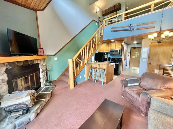 113 Bridge Run LN #A, Lutsen Twp, MN 55615