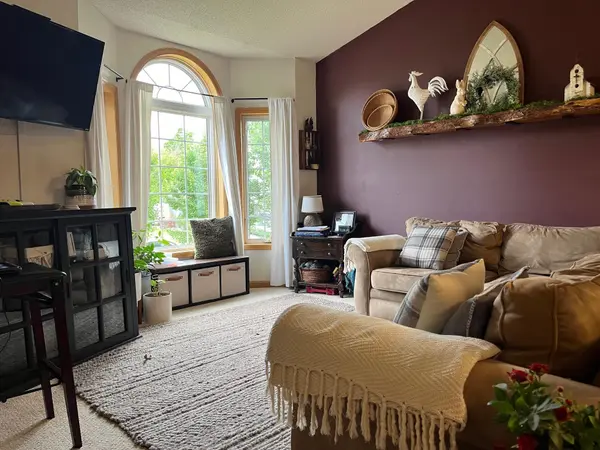 1109 Pond View DR, Braham, MN 55006