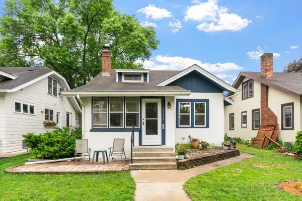 1744 Berkeley AVE, Saint Paul, MN 55105