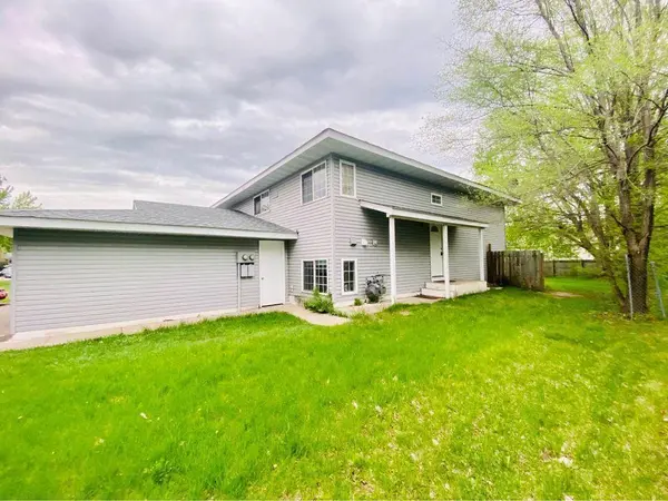 7936 Lee AVE N, Brooklyn Park, MN 55443