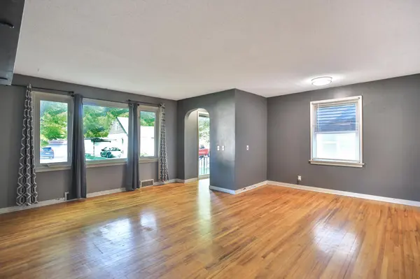 118 Mcarthur DR, Albert Lea, MN 56007