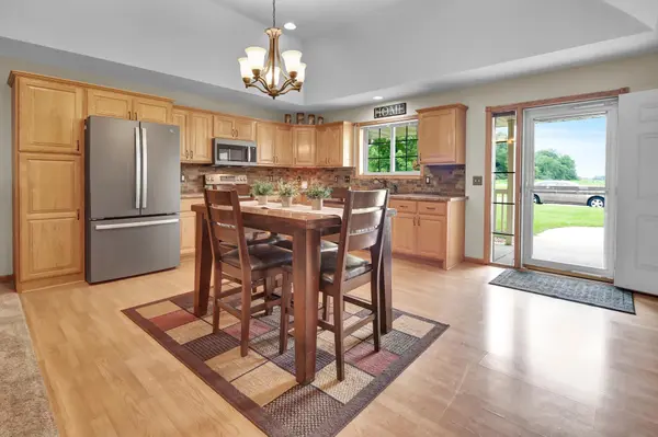 7973 Center ST, Clear Lake, MN 55319