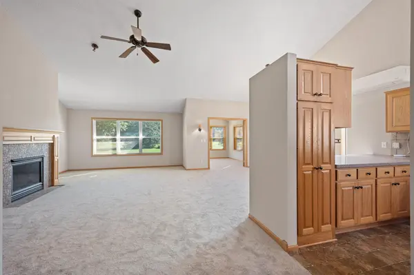 700 Leroy LN #25, River Falls, WI 54022
