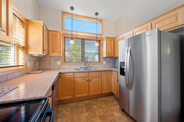 700 Leroy LN #25, River Falls, WI 54022