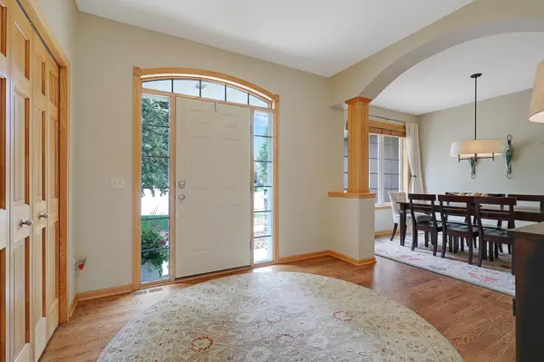 4715 138th ST W, Apple Valley, MN 55124