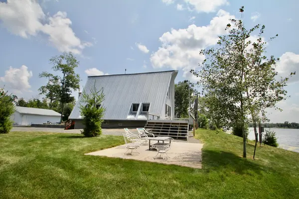 1693 White Ash WAY, Apple River Twp, WI 54810