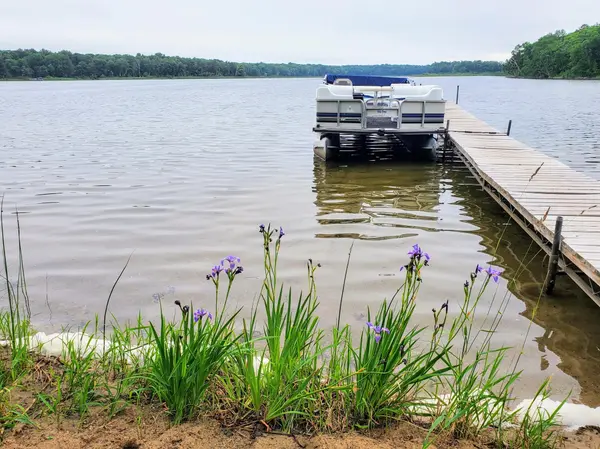 33530 Hawk's Nest TRL, Ideal Twp, MN 56472
