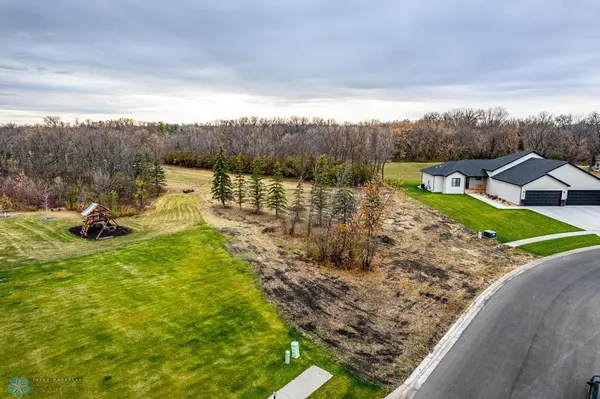 6787 ASHWOOD LOOP S, Fargo, ND 58104